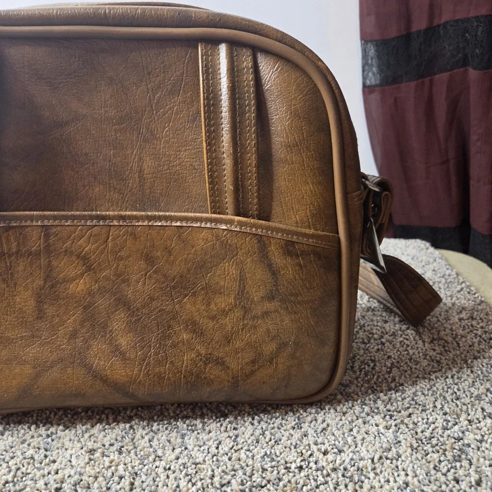 American Luggage Vintage Triumph Brown Carry On Purse Shoulder‎ Bag Travel
